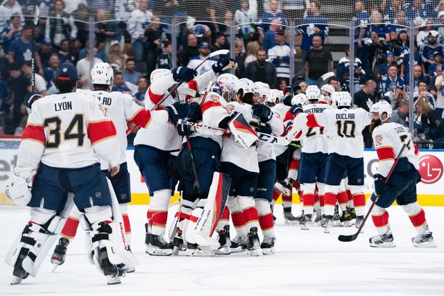 Sergei Bobrovsky made 34 saves in Panthers' Game 1 win vs. Maple Leafs