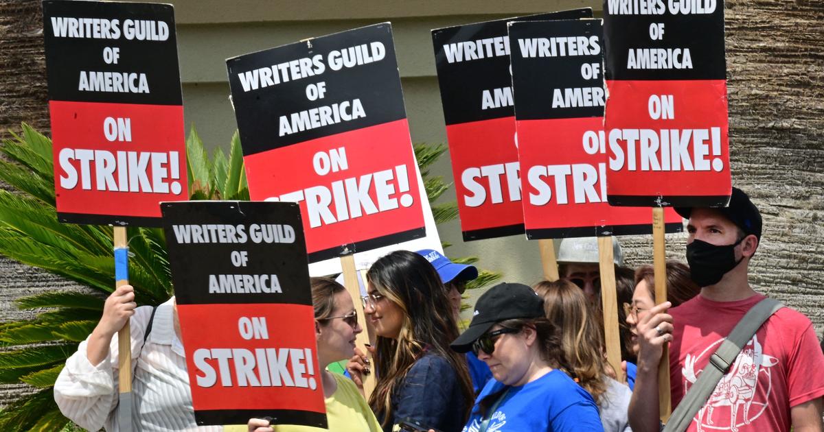 Writers Guild will not picket 2023 Tony Awards, permitting present to go on
