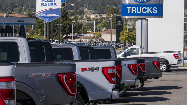 A Ford Motor Dealership Ahead Of Earnings Figures 