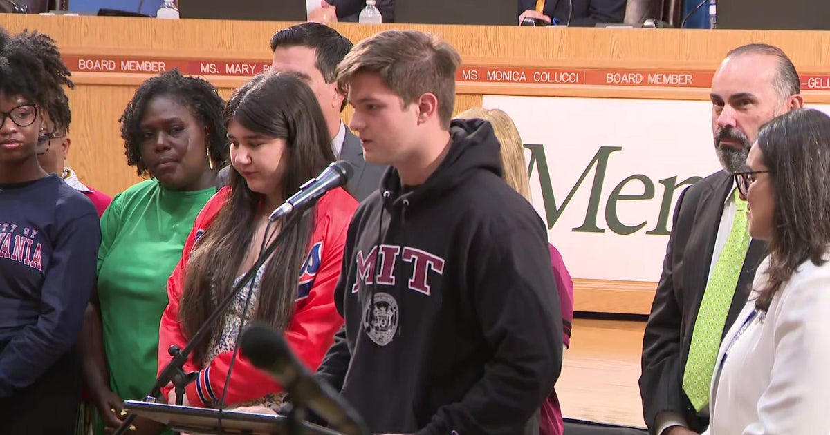Miami-Dade learners identified for difficult function, academic accomplishment