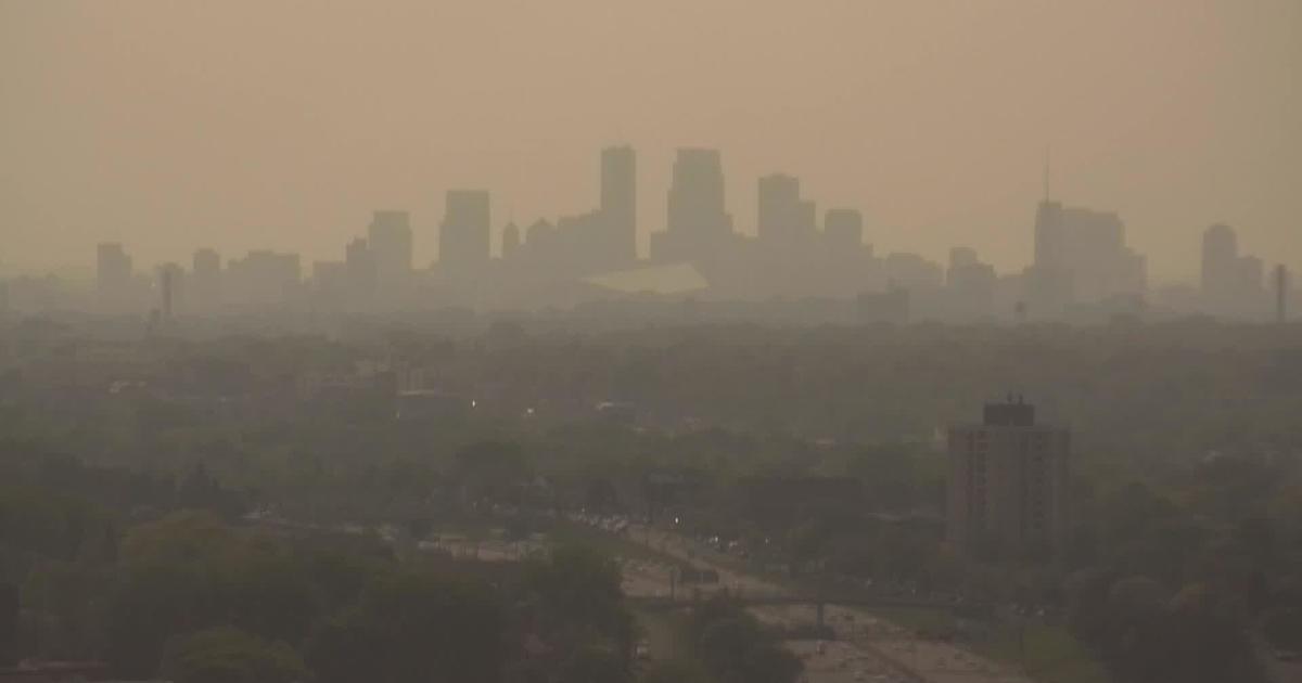 TIMELAPSE: Wildfire smoke causes hazy Twin Cities sunset