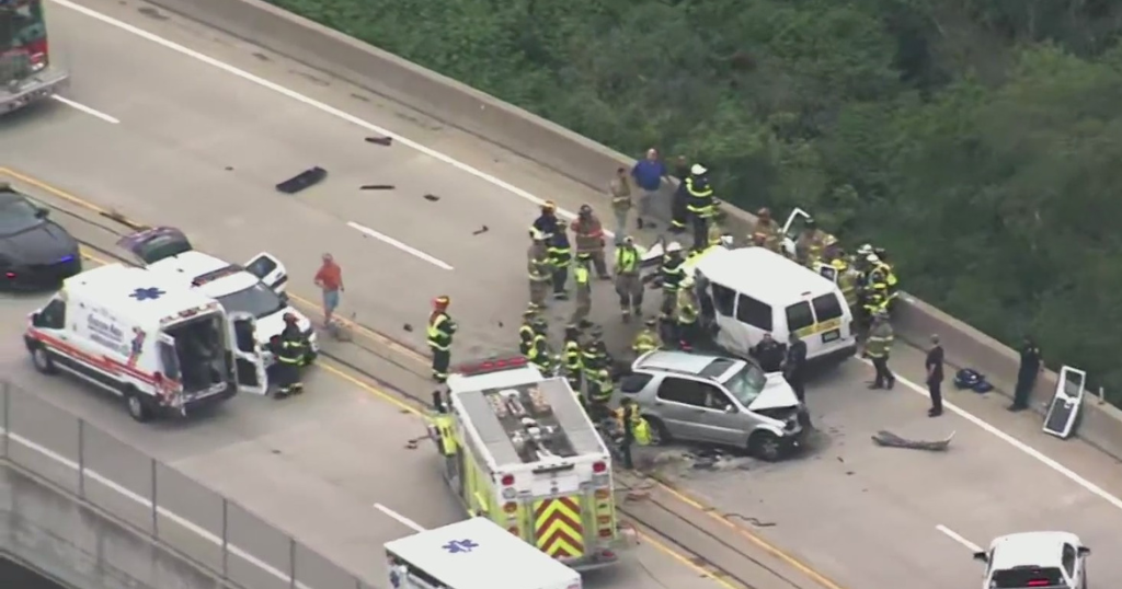 School van driver killed in North Versailles crash - CBS Pittsburgh