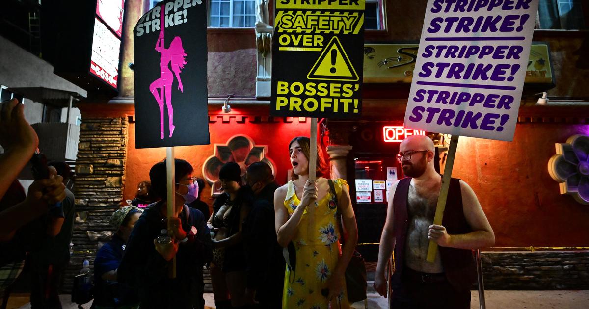 Strippers at North Hollywood club vote unanimously to unionize
