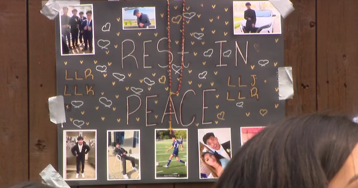 Buffalo Grove High students to return for first time since crash CBS