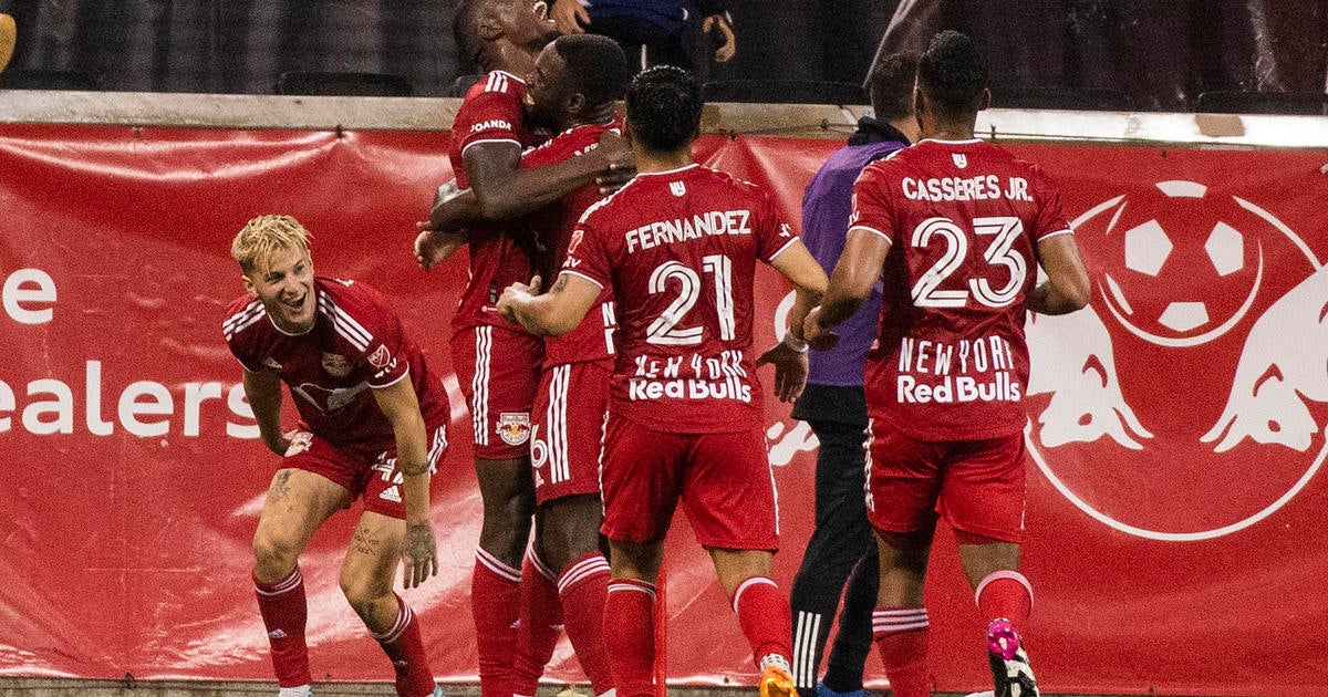 Reyes, Burke lead Red Bulls to 2-1 victory over Montreal