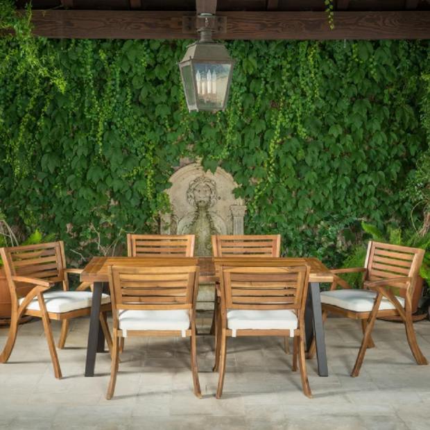 George Oliver 6-person outdoor dining set 