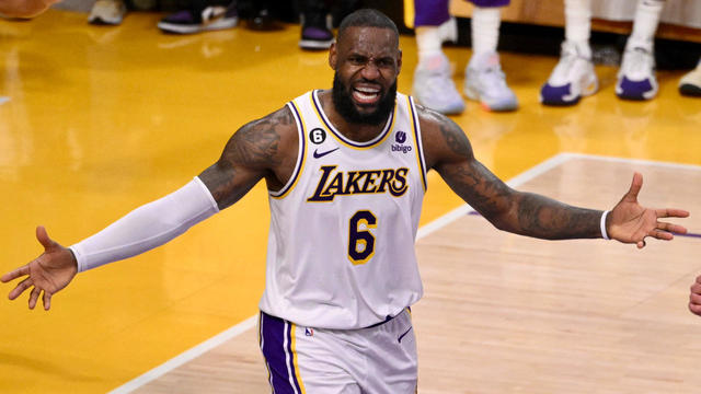 gettyimages-1256655216-lebron-james-lakers-playoffs-nba.jpg 