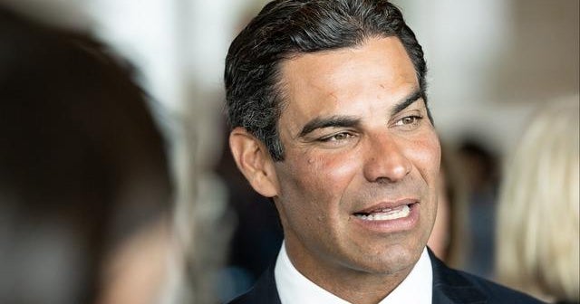 Miami Mayor Francis Suarez launches presidential marketing campaign
