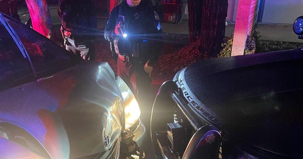 South San Francisco officer, suspect injured in collision while trying