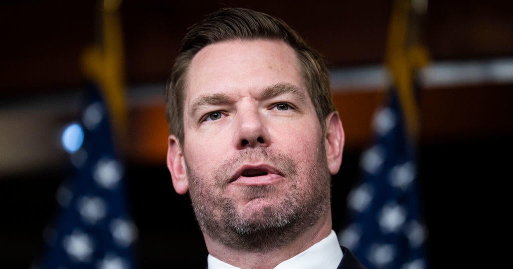 72-12 months-outdated Florida gentleman arrested for reportedly threatening to kill Bay Location Rep. Eric Swalwell 72-12 months-outdated Florida gentleman arrested for reportedly threatening to kill Bay Location Rep. Eric Swalwell