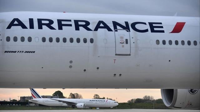 cbsn-fusion-france-bans-short-domestic-flights-to-cut-carbon-emissions-thumbnail-1994929-640x360.jpg 