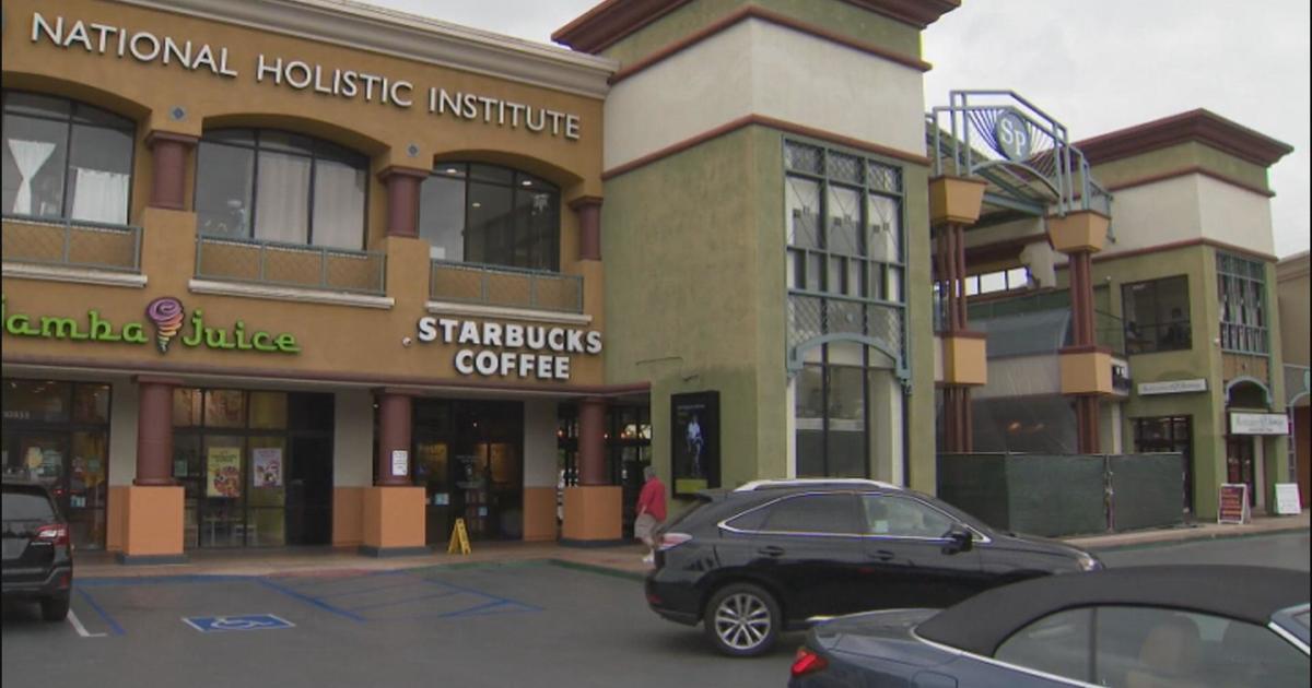 Grab and go: Studio City Starbucks is switching to takeout only