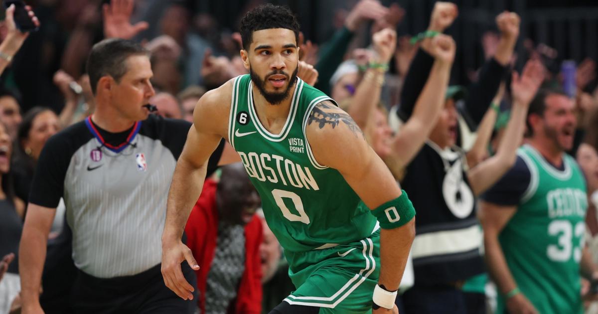 NBA Twitter reacts to Boston's 25-point blowout win in Miami in Game 2