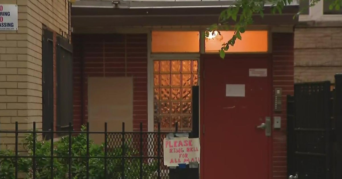 2yearold girl accidentally shoots herself in the hand after finding