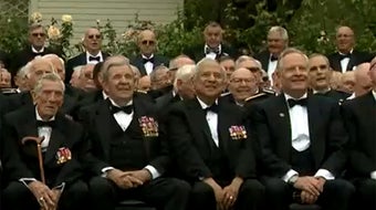 Former Vietnam War POWs, reunited, insist they are not heroes 