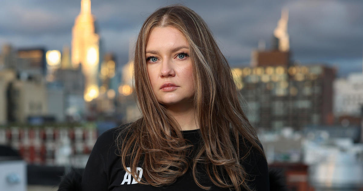 Fake heiress Anna "Delvey" Sorokin to launch podcast while under house arrest
