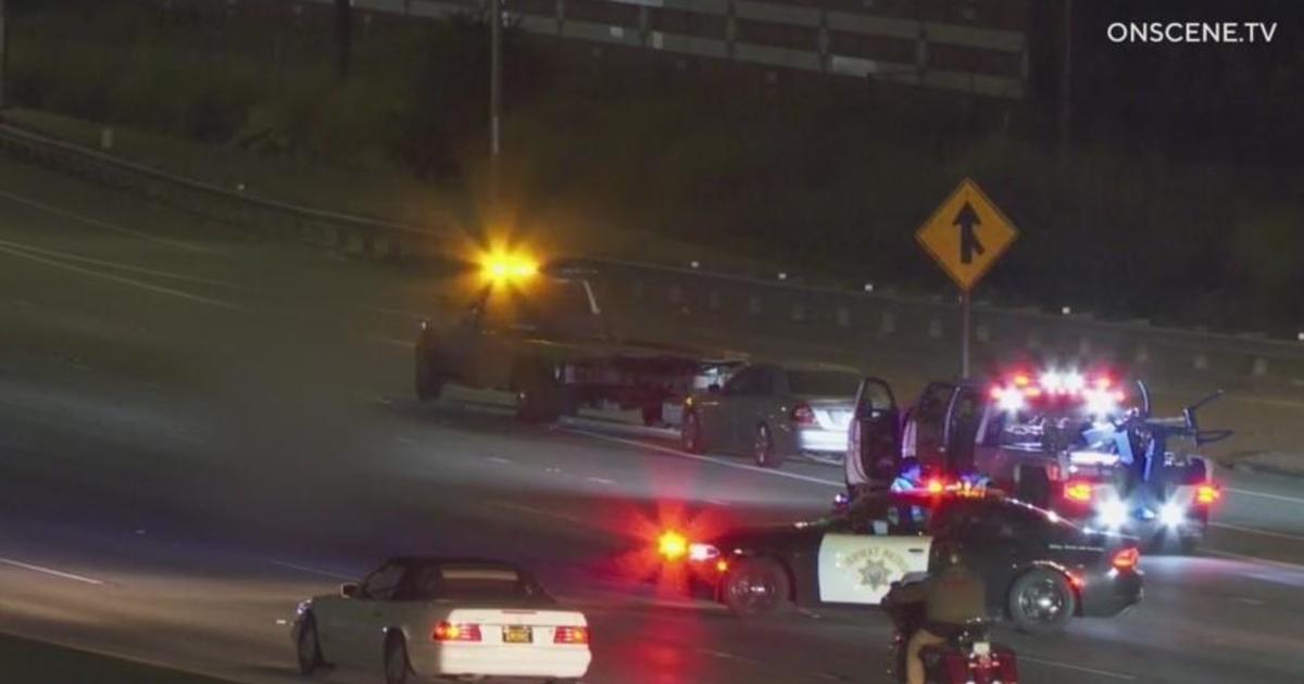 Tow truck driver killed in Griffith Park I-5 accident while aiding ...