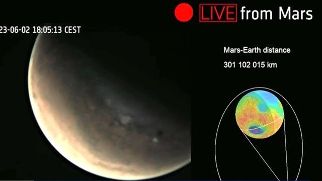 cbsn-fusion-live-images-of-mars-streamed-by-european-space-agency-thumbnail-2019917-640x360.jpg 