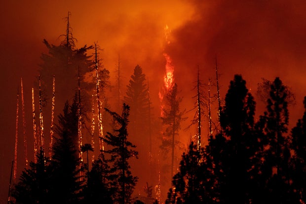 TOPSHOT-US-ENVIRONMENT-FIRE-OAKFIRE
