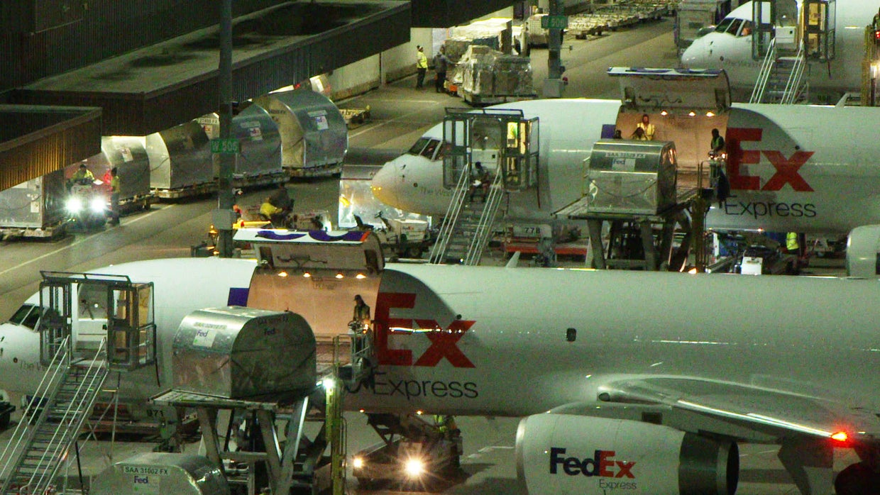 fedex-memphis-hub.jpg 
