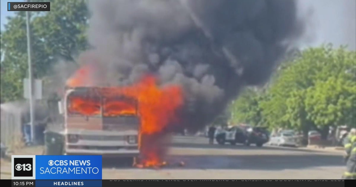 RV catches fire in North Sacramento neighborhood - CBS Sacramento