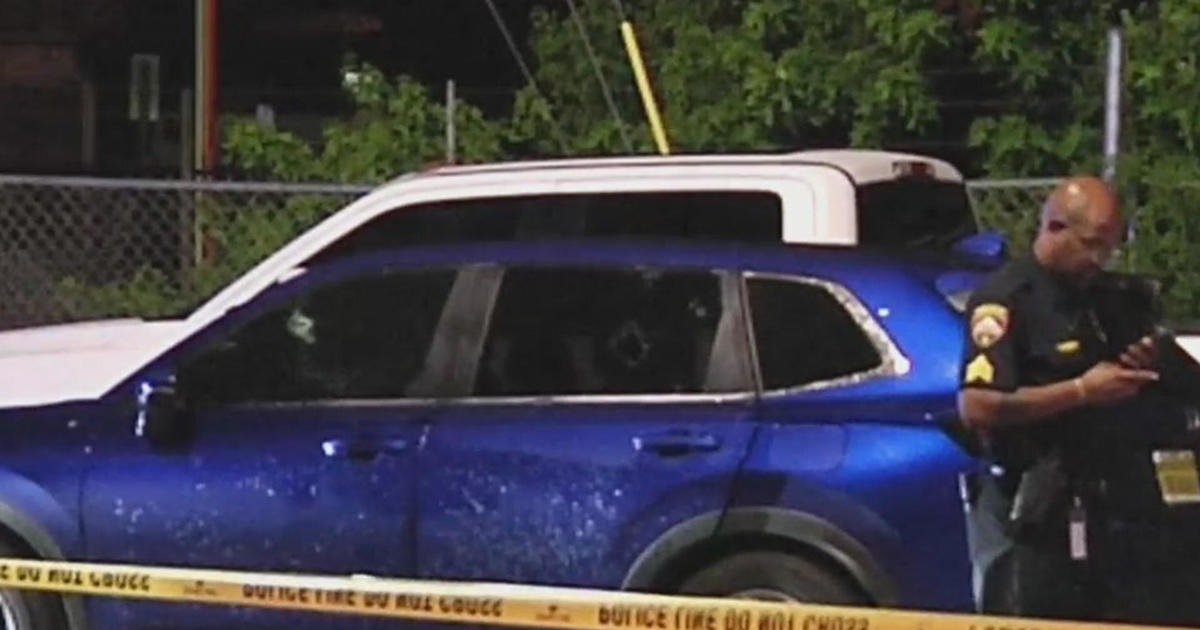 Person killed, lady wounded in Opa-locka shooting