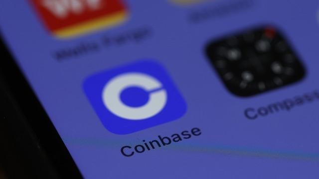 cbsn-fusion-sec-cracks-down-on-cryptocurrencies-suing-binance-and-coinbase-thumbnail-2031109-640x360.jpg