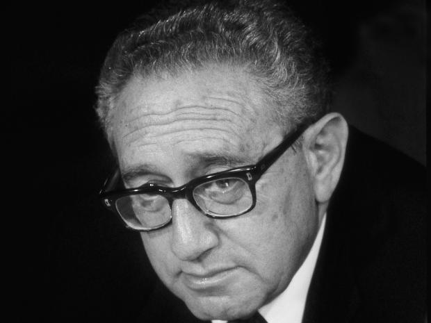 Henry Kissinger is seen during a visit to Paris on November 12, 1987. 