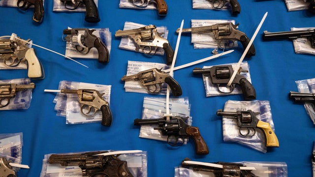 US-WEAPONS-BUYBACK