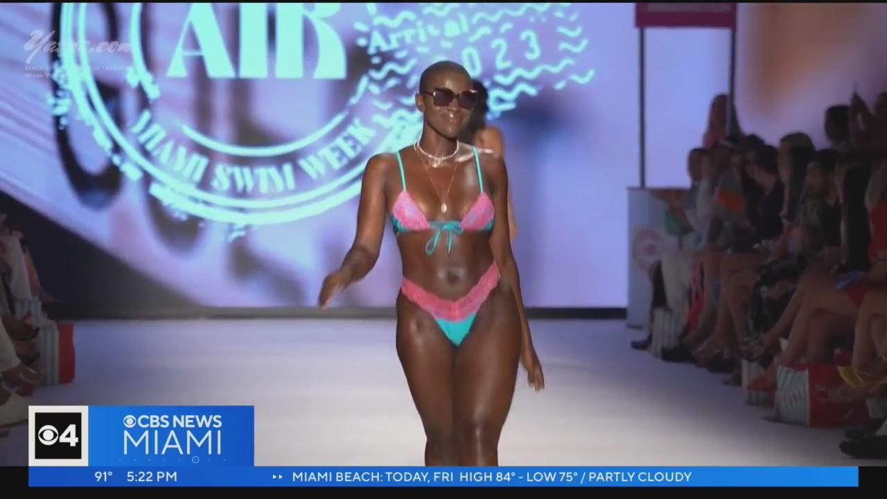 One One Swimwear Fashion Show - Miami Swim Week 2022 - Paraiso Miami Beach  - Full Show 4K 