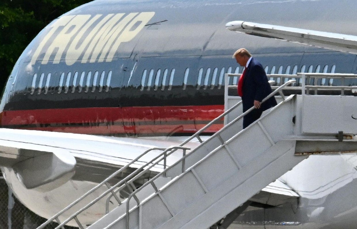 Trump arrives in Miami for Tuesday's arraignment on federal charges ...