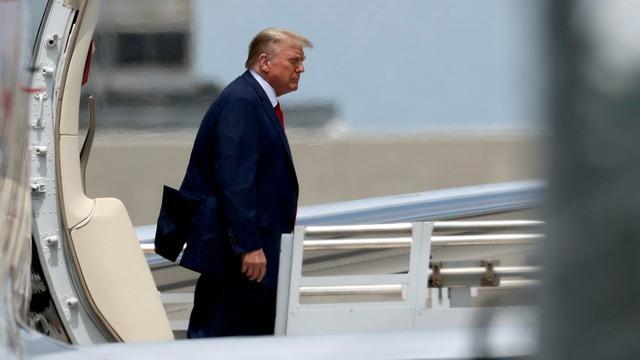 cbsn-fusion-trump-pleads-not-guilty-at-federal-arraignment-thumbnail-2046687-640x360.jpg 