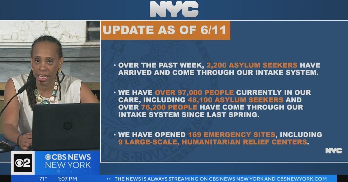 NYC Officials Provide Update On Asylum Seeker Crisis - CBS New York