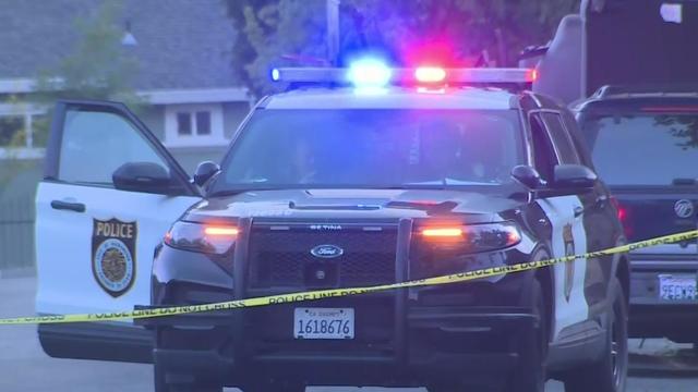 Deadly shooting in Oak Park claims the life of at least one person 