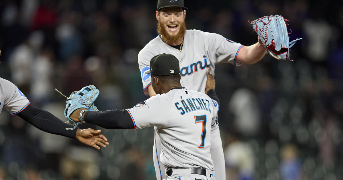 Jorge Soler hits home run, makes great catches in Marlins win