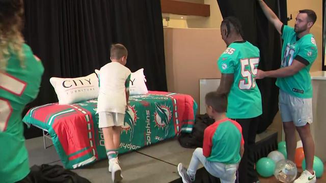 CITY Furniture Partners With Miami Dolphins for Annual “Delivering