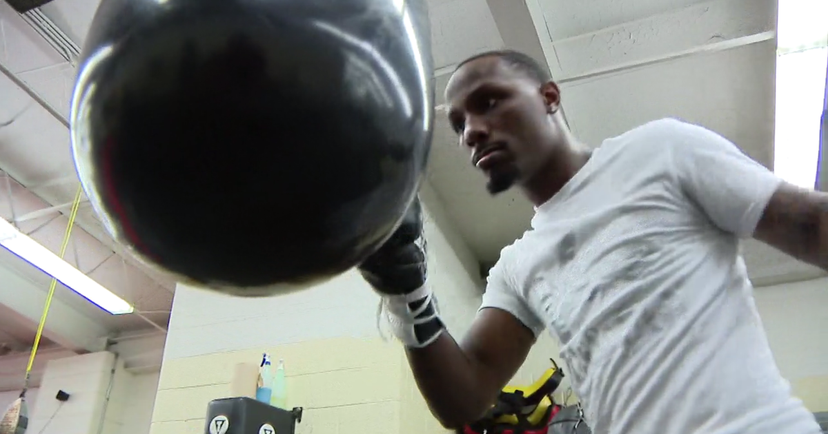 Chicago boxer Sims Jr. at No. 2 world ranking CBS Chicago