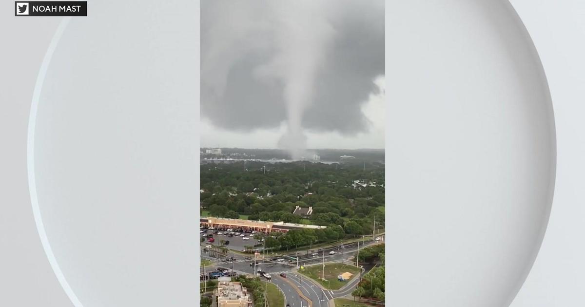 Achievable twister noticed in northern Florida