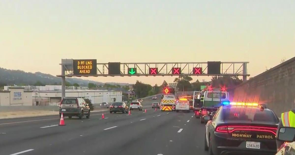 Big Rig Crash Blocks Multiple Lanes On Westbound I 80 In El Cerrito Cbs San Francisco 4777