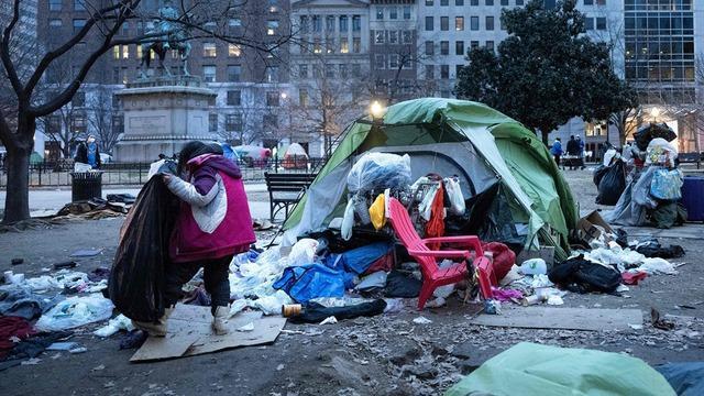 cbsn-fusion-homeless-population-across-us-on-the-rise-wall-street-journal-review-thumbnail-2067588-640x360.jpg 
