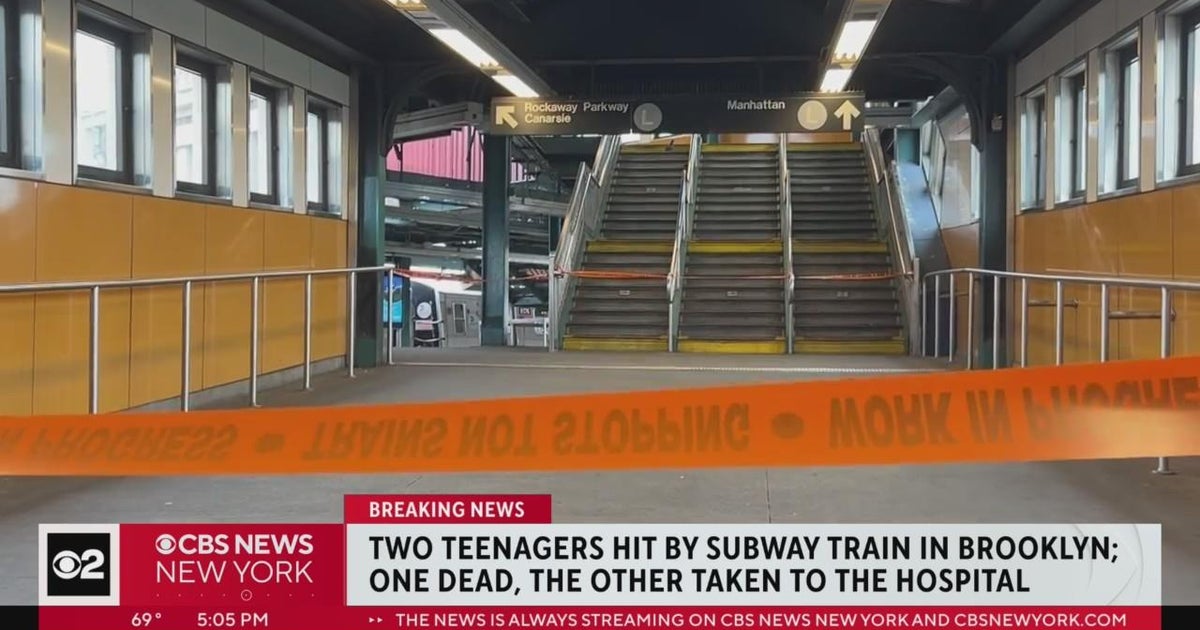 Teens struck by L train in Brooklyn, 1 killed - CBS New York