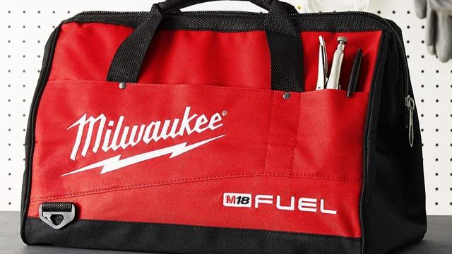 milwaukee-tools-bag-amazon-sale-cbs-essentials.jpg 