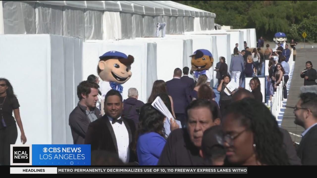 Our team at the Los Angeles Dodgers Foundation Blue Diamond Gala at Dodger  Stadium tonight. : r/Dodgers