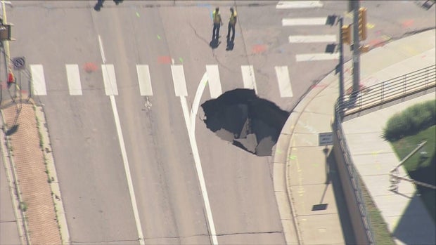 englewood-sinkhole-1.jpg 