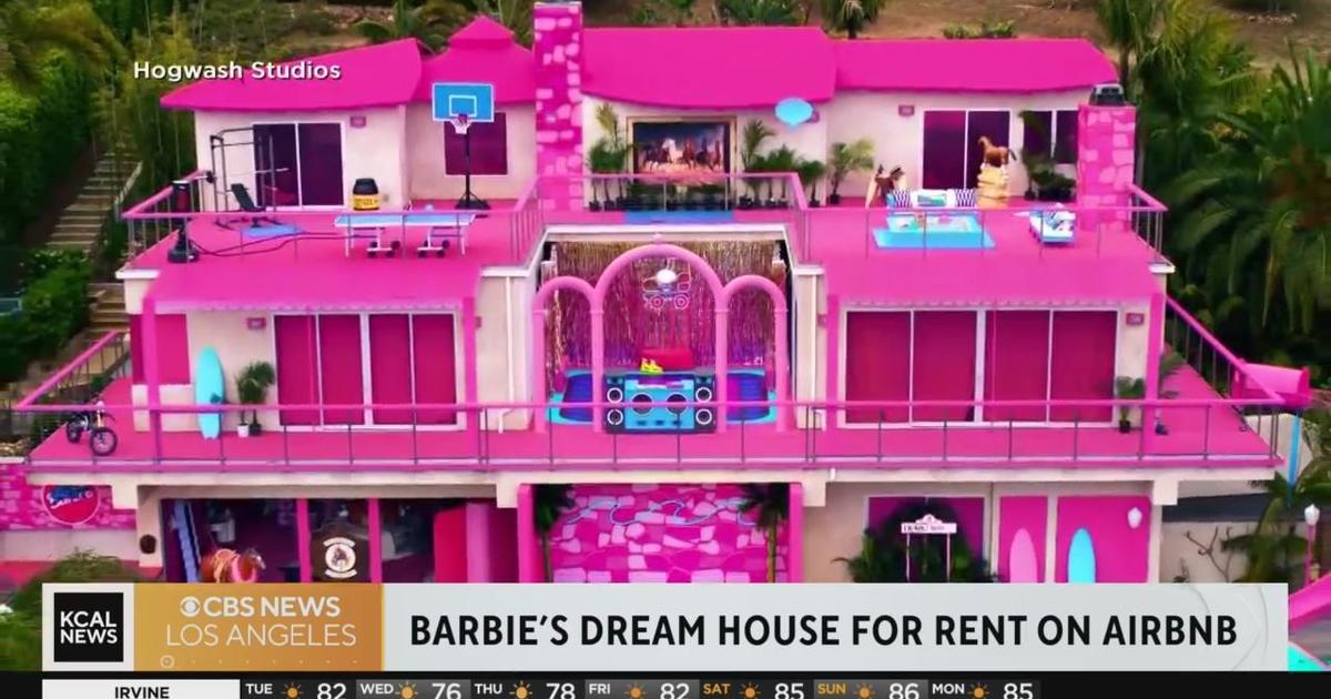 Design Expert Breaks Down Barbie Dreamhouse Evolution (1962-Now) |  Architectural Digest - YouTube