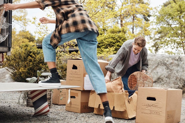 Hire a moving company or move yourself? Here's how to decide - CBS News