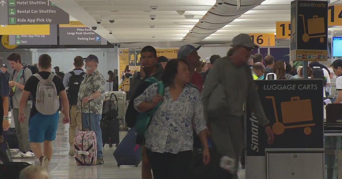 United Airlines Flight Mayhem How Passengers Got Through The Chaos - 23qpsw7