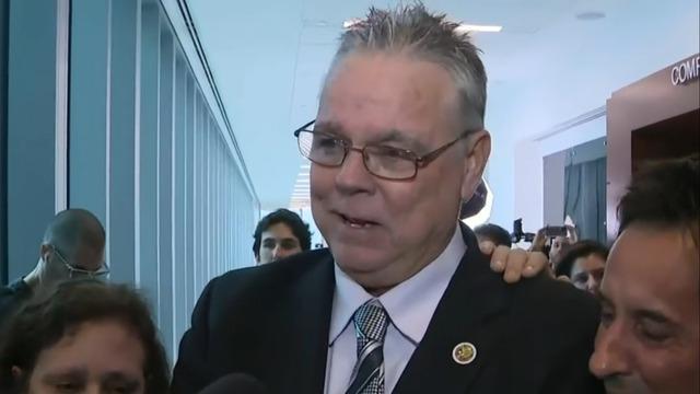 cbsn-fusion-parkland-cop-says-he-wants-to-talk-to-victims-families-after-not-guilty-verdict-thumbnail-2089960-640x360.jpg 
