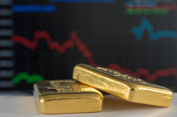 Gold prices are low. Here's why you should invest now. - CBS News
