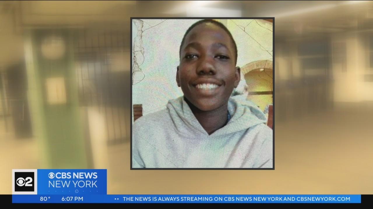 Fourth teen dies subway surfing despite city crackdown